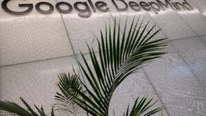 Google、AI4体でマイクラのボスを倒した 27時間で605回死んだ