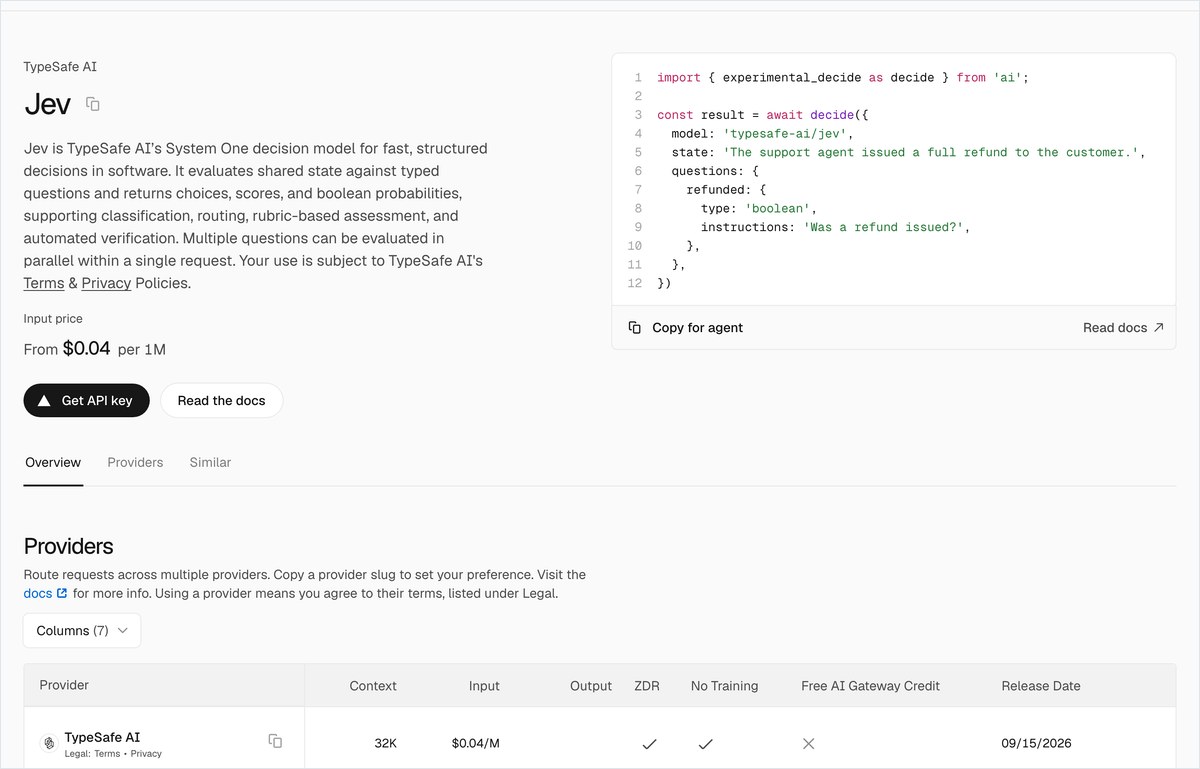 Vercel AI GatewayのJevの料金ページの画面。入力の単価と提供元の表が並び、TypeSafe AIの行は無料クレジットの欄が×になっている